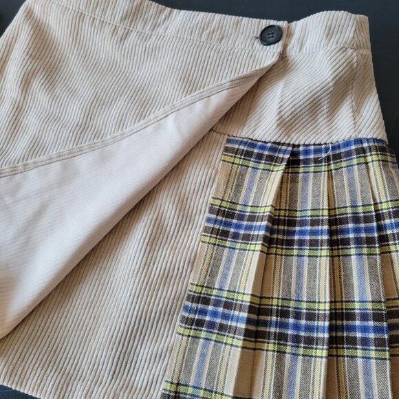 Hem & Thread Corduroy Plaid Pleated Mini Skirt, Sz M, Wrap Mini Skirt, NWT - Picture 5 of 7